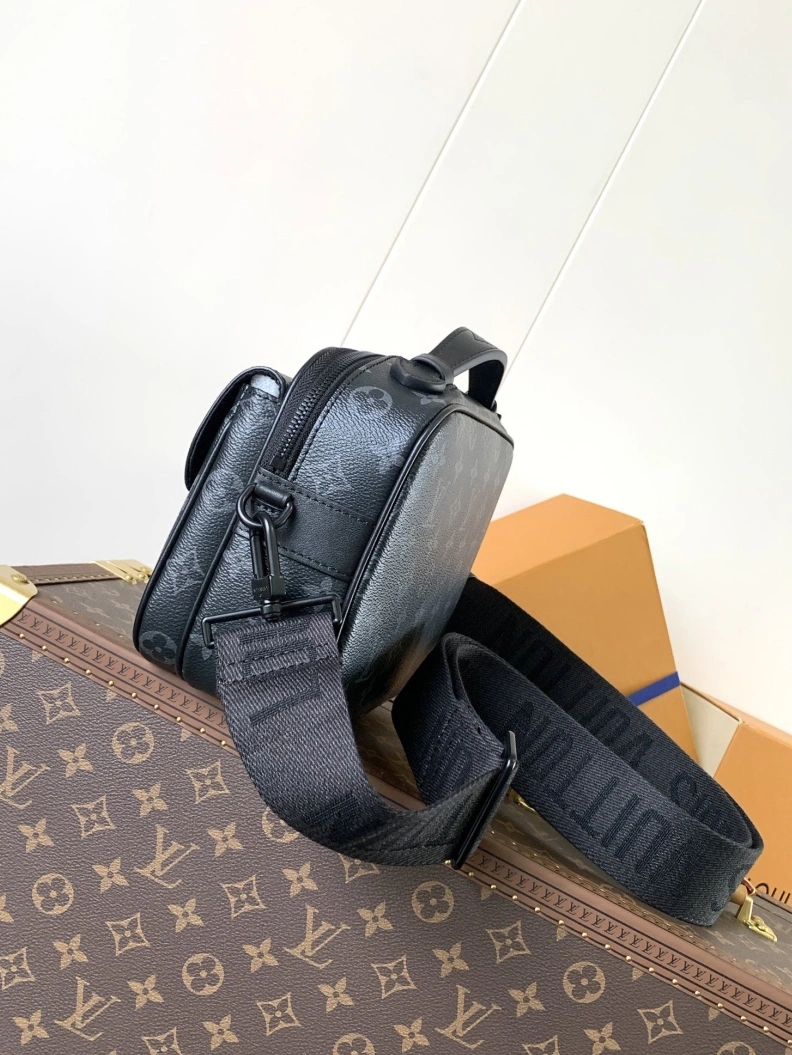 Fashionable LX Waist & Chest Packs 8026