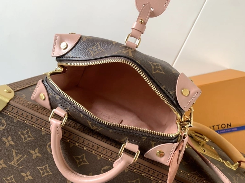 GoAnywhere LX Box Bags 9475