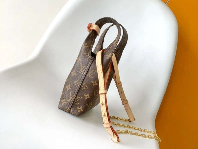 Cozy LX Top Handle Bags 8348