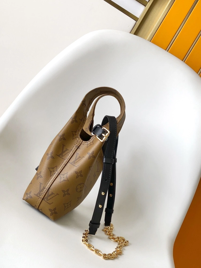 LX Top Handle Bags Cozy 8344