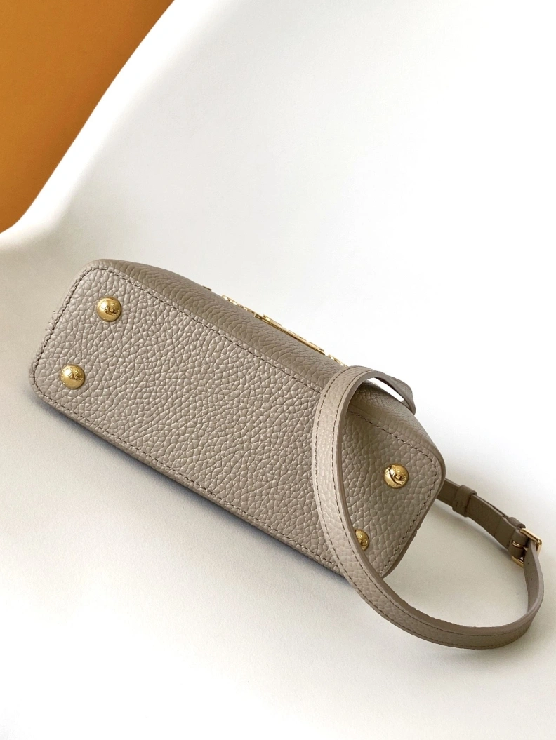 Durable LX Caxucines Bags 9309