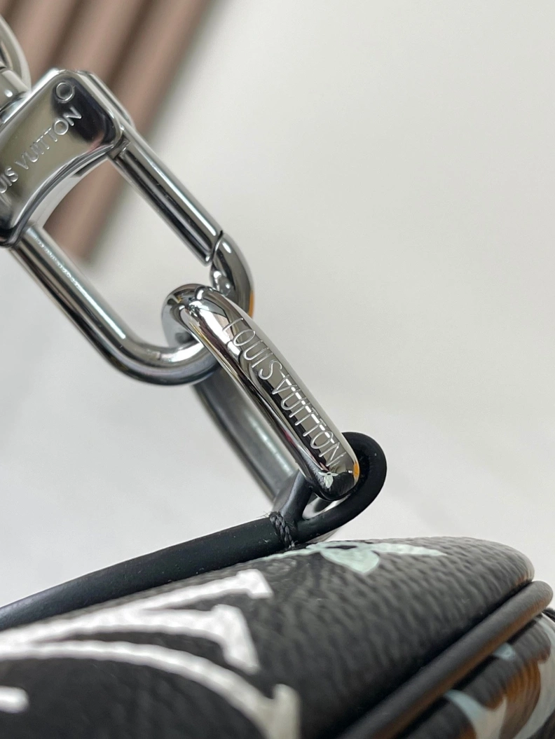 Practical LX Top Handle Bags 8333