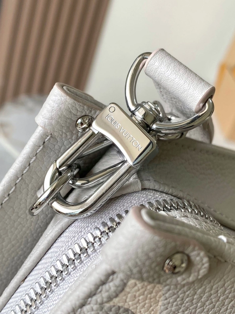 Modern LX Top Handle Bags 8360