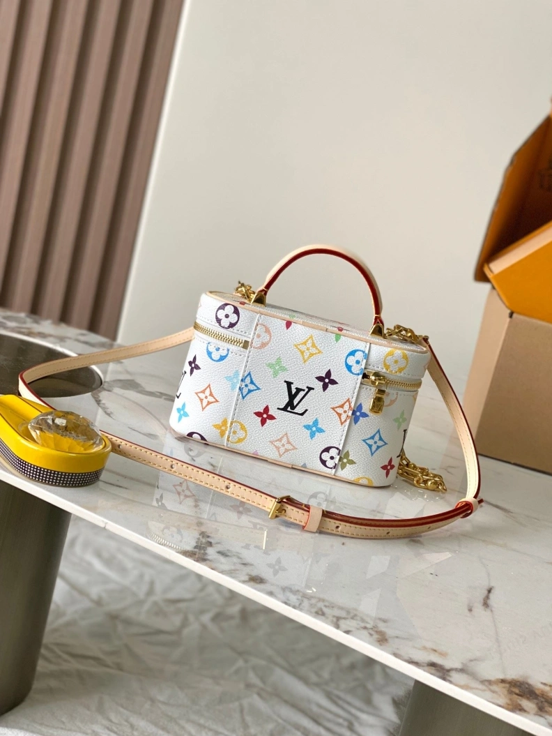 AllSeason LX Cosmetic Bags 9197