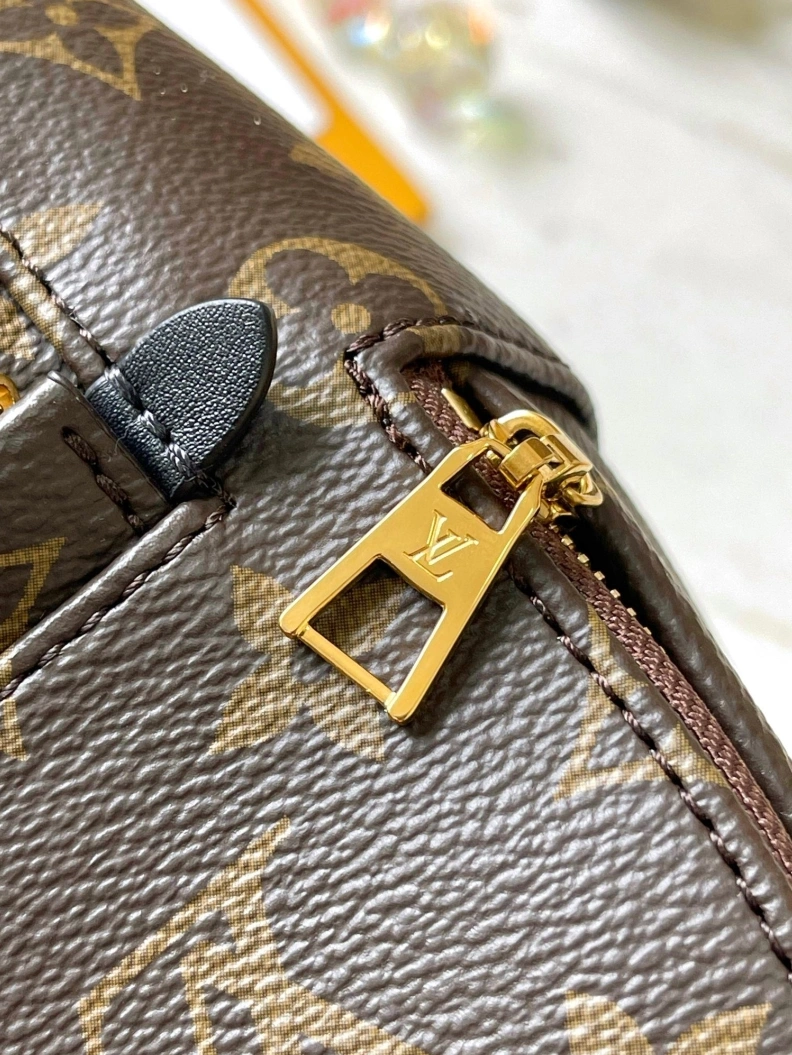 LX Backpacks Fashionable 9573