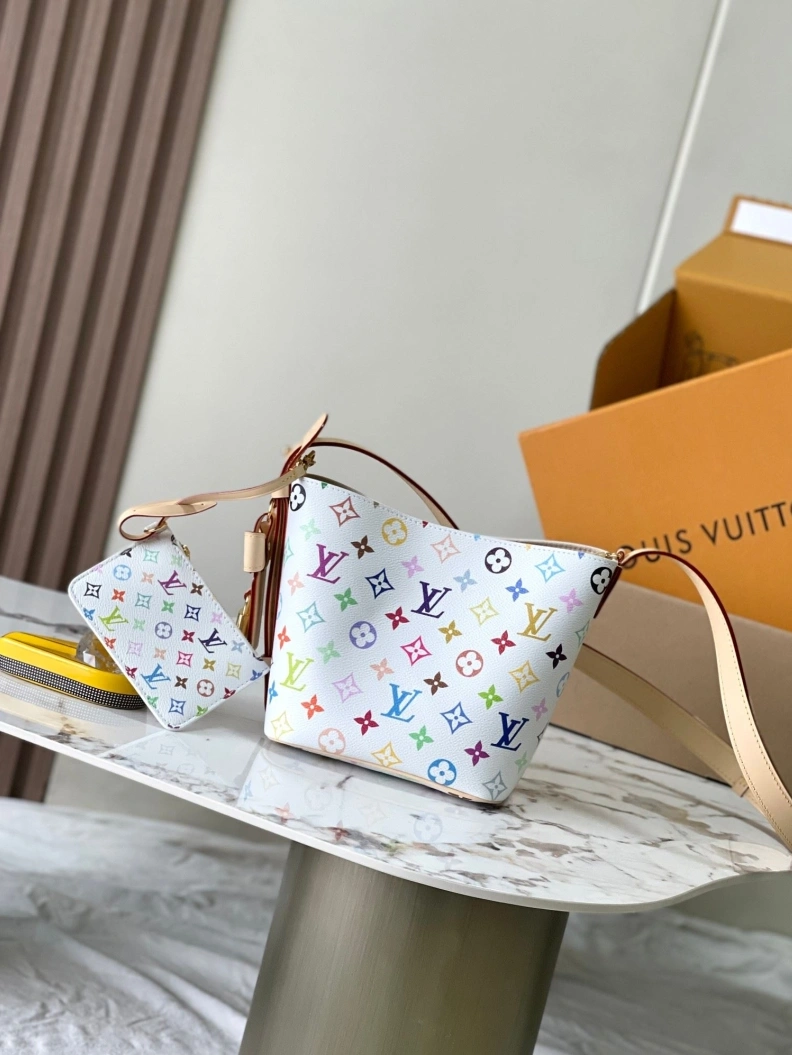 WellDesigned LX Bucket Bags 9389
