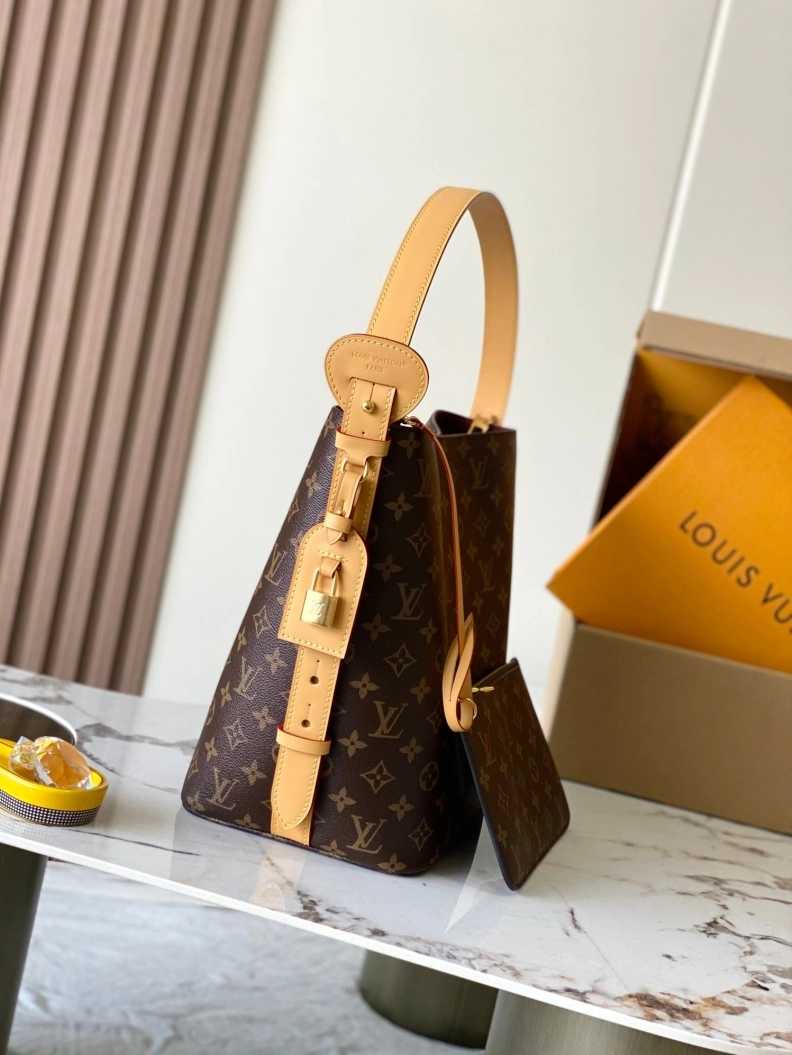 GoodFit LX Bucket Bags 9370