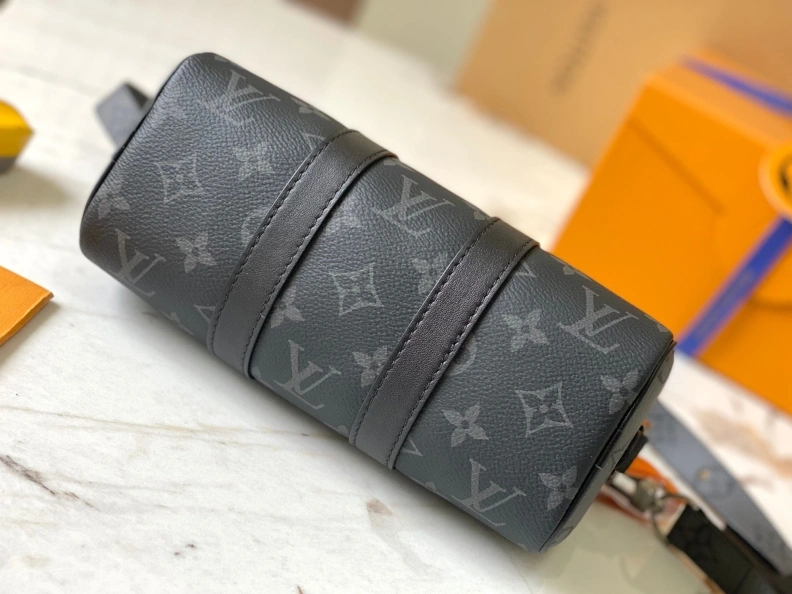 Fashionable LX Travel Bags 8121