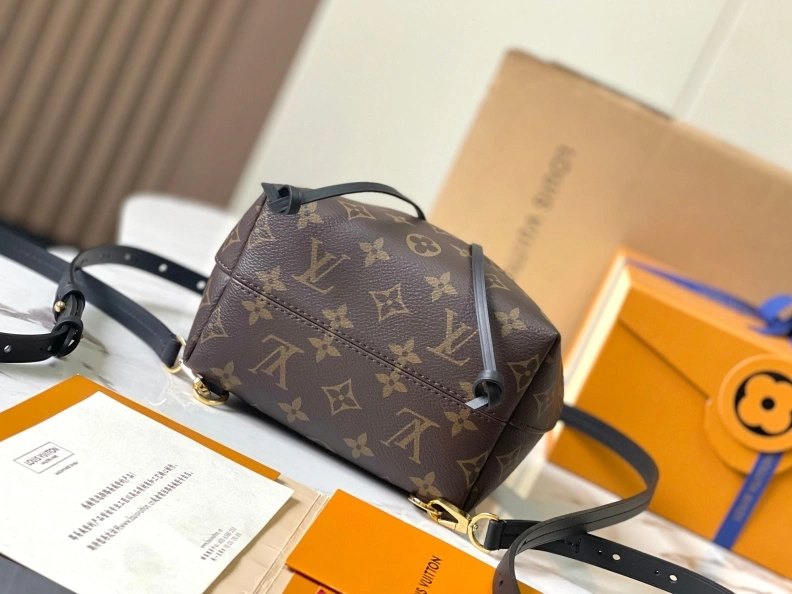 Elegant LX Backpacks 9576