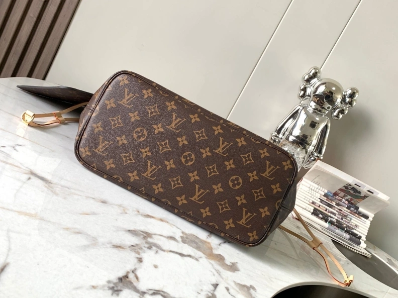 Popular LX Shopping Bags 8678