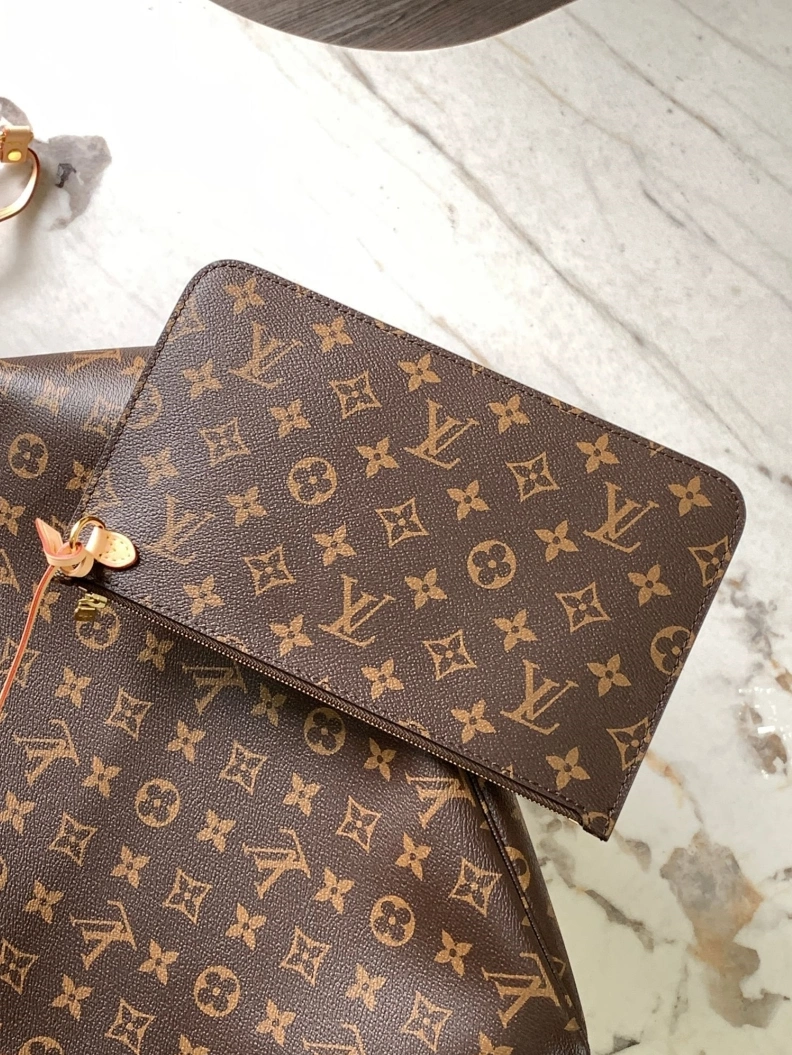 Popular LX Shopping Bags 8678