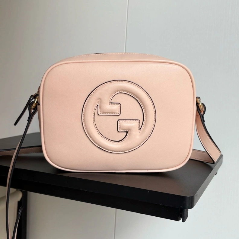 Gxccx Satchel Bags Vibrant 38874