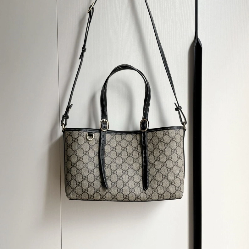 Trendy Gxccx Shopping Bags 38772