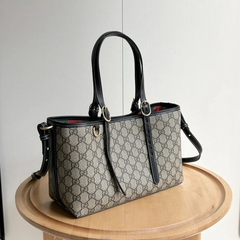 Trendy Gxccx Shopping Bags 38772