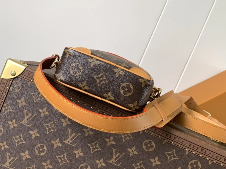 Compact LX Top Handle Bags 8327