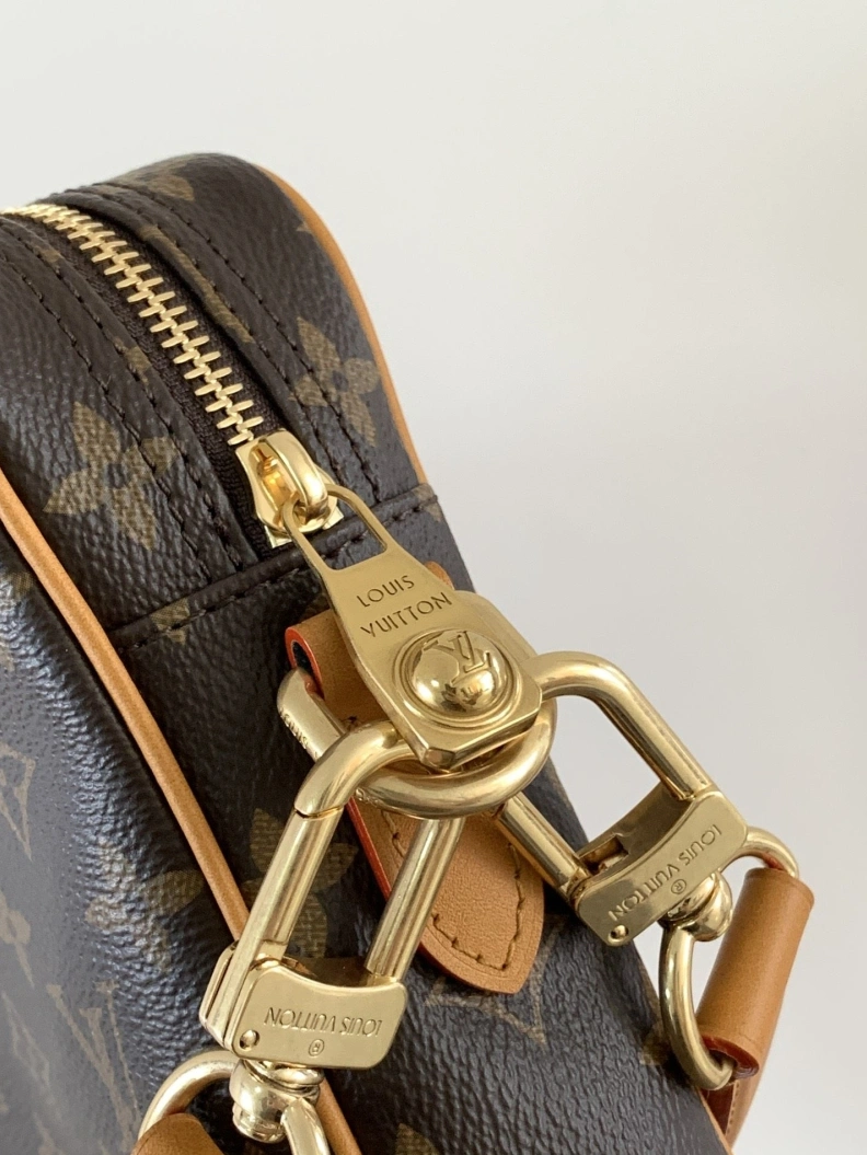 Compact LX Top Handle Bags 8327