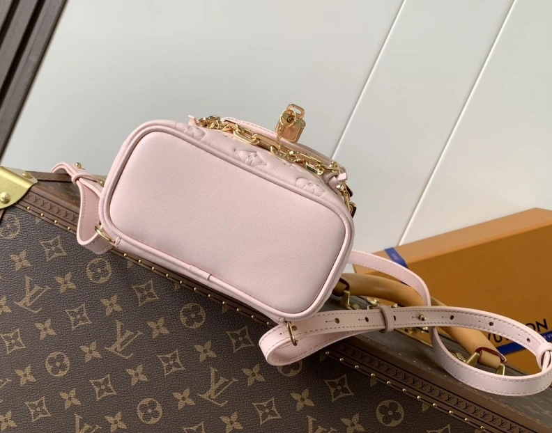 Fashionable LX Backpacks 9584