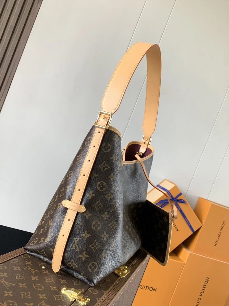 LX Top Handle Bags Sleek 8319