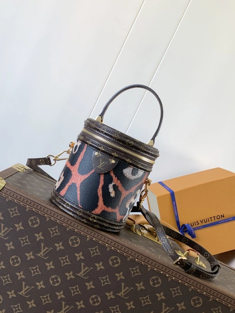 LX Cosmetic Bags GoAnywhere 9182