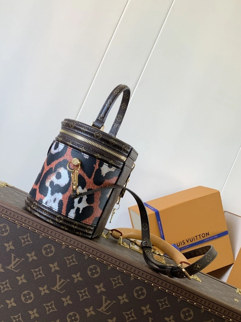 LX Cosmetic Bags GoAnywhere 9182