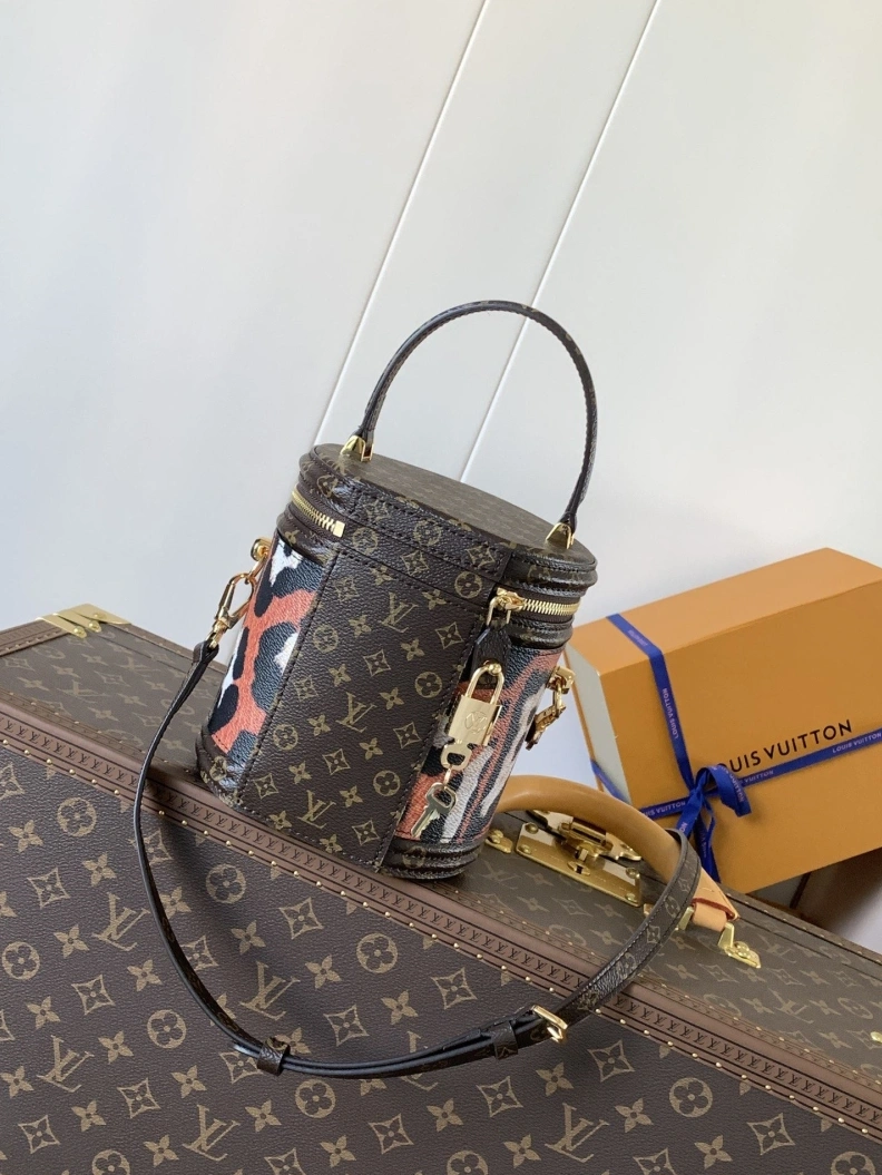 LX Cosmetic Bags GoAnywhere 9182