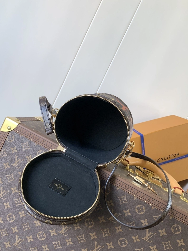 LX Cosmetic Bags GoAnywhere 9182