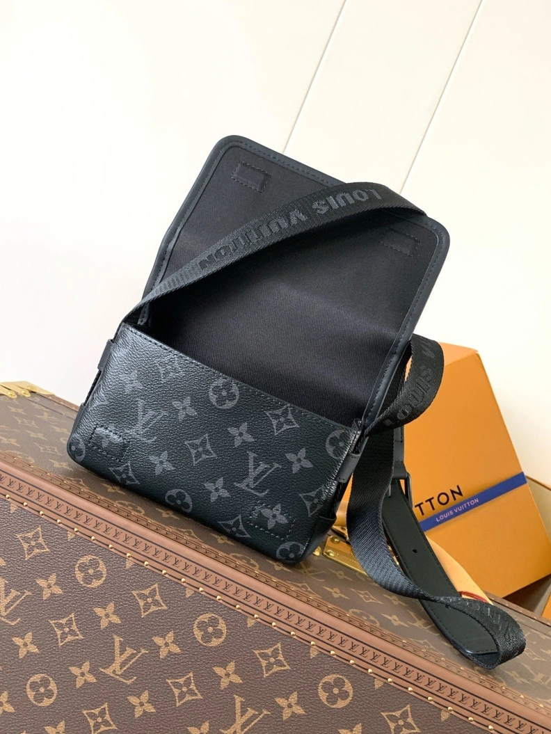 LX Satchel bags Trendy 8955
