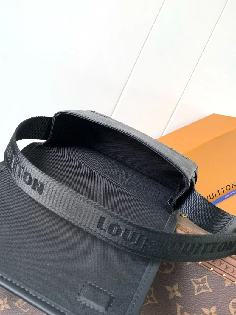 LX Satchel bags Trendy 8955