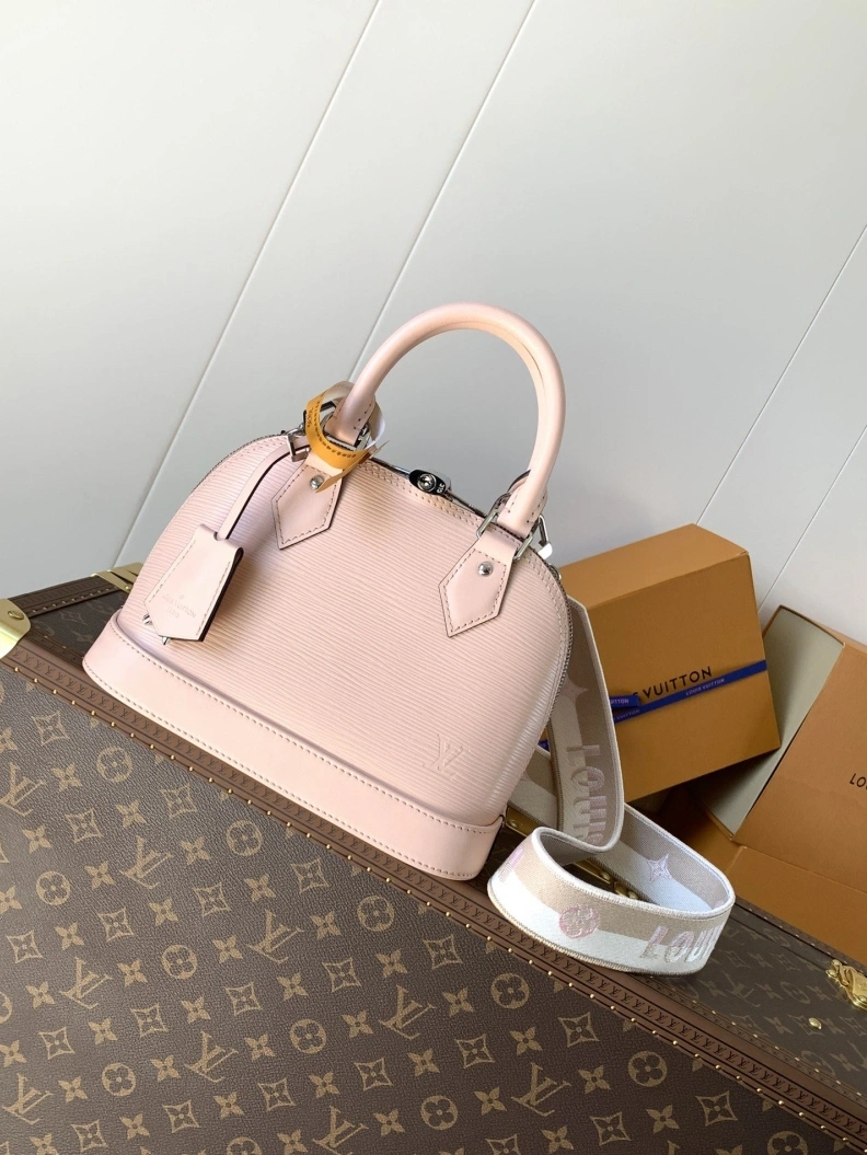 Fashionable LX Top Handle Bags 8332