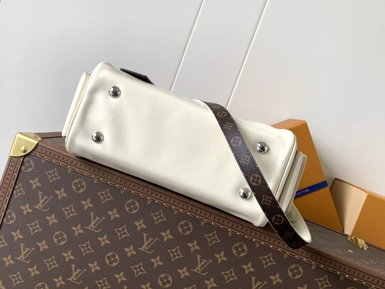 Popular LX Top Handle Bags 8305