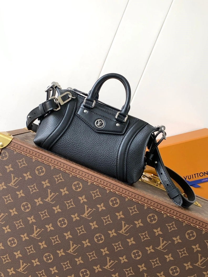 Efficient LX Top Handle Bags 8318