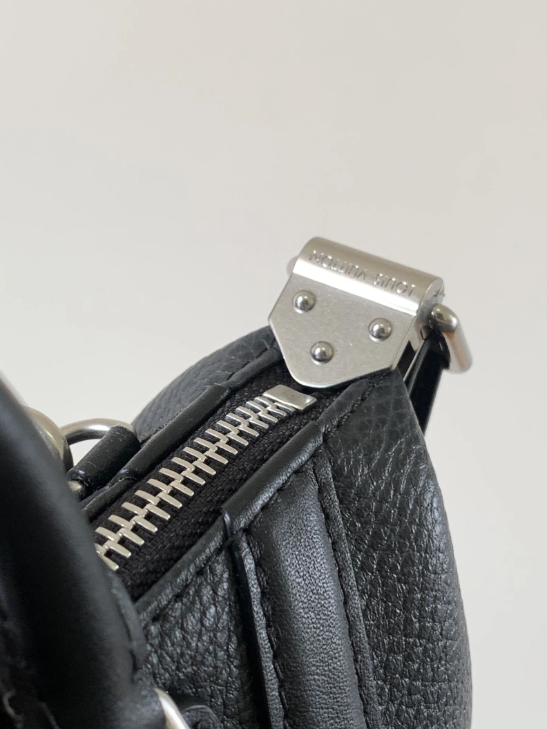 Efficient LX Top Handle Bags 8318