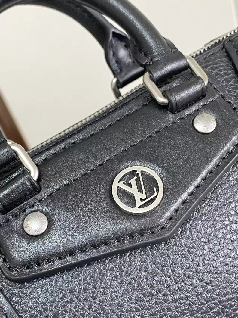 DailyWear LX Top Handle Bags 8301