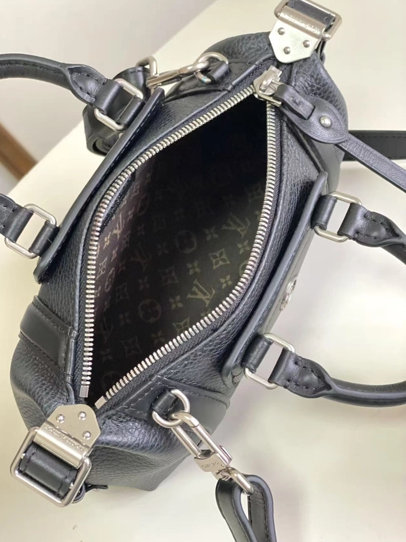 DailyWear LX Top Handle Bags 8301