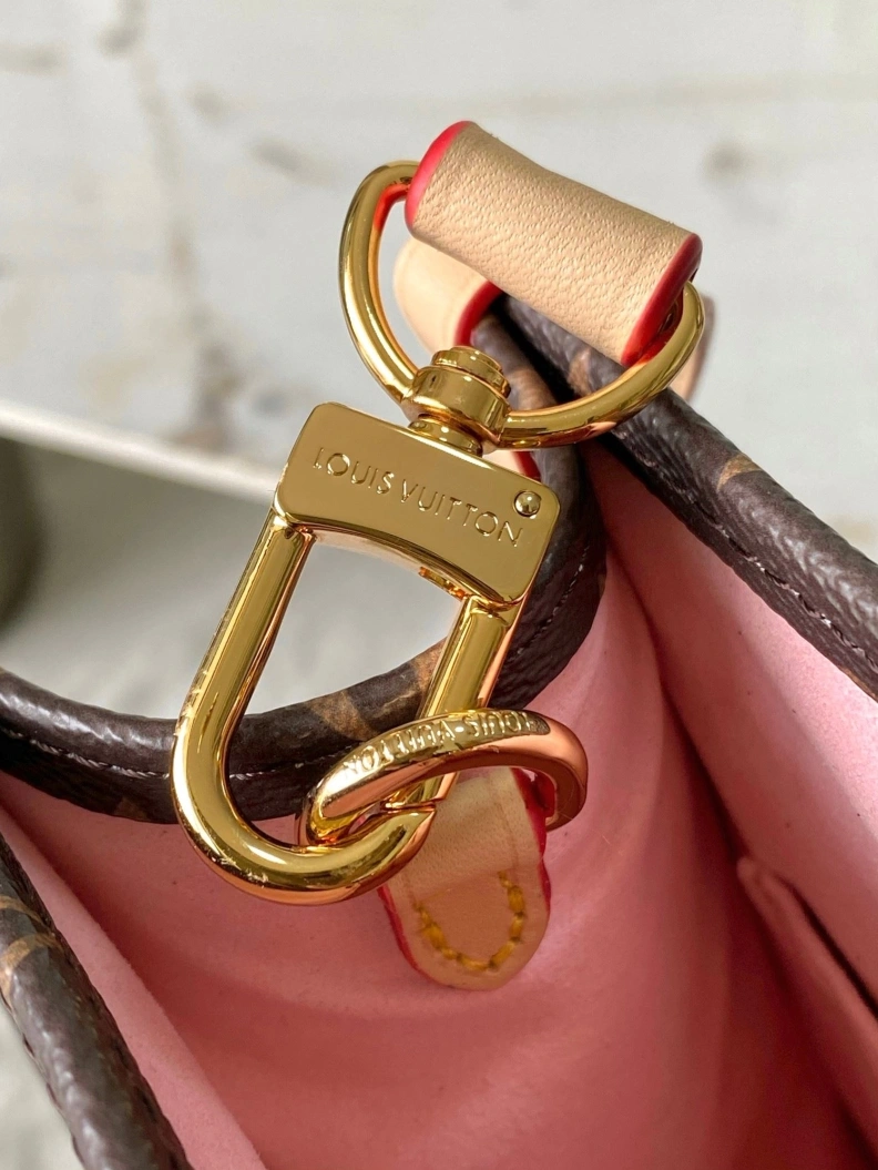 Soft LX Top Handle Bags 8302