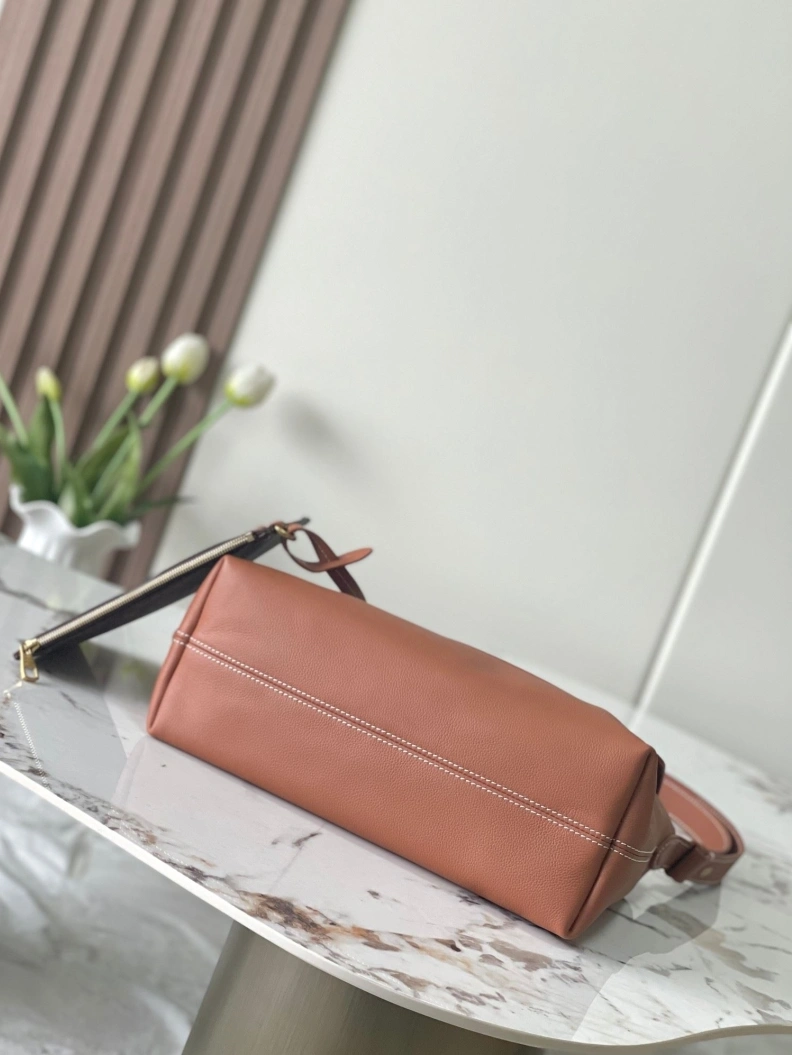 Modern LX Satchel bags 8950