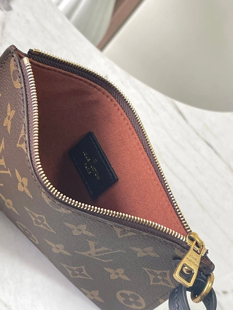 Sophisticated LX Satchel bags 8947