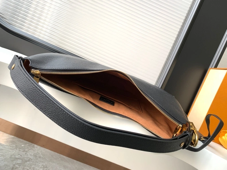 Flexible LX Top Handle Bags 8313