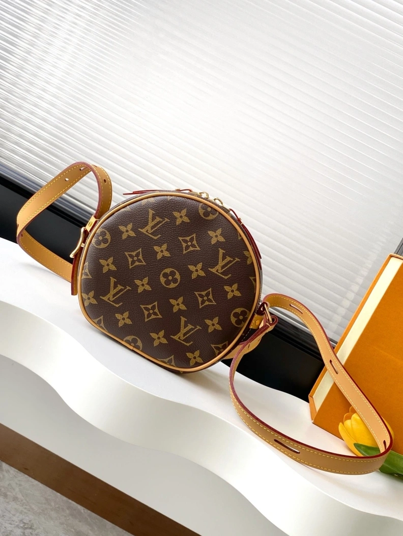 Efficient LX Satchel bags 8945
