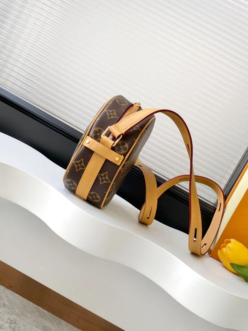 Efficient LX Satchel bags 8945