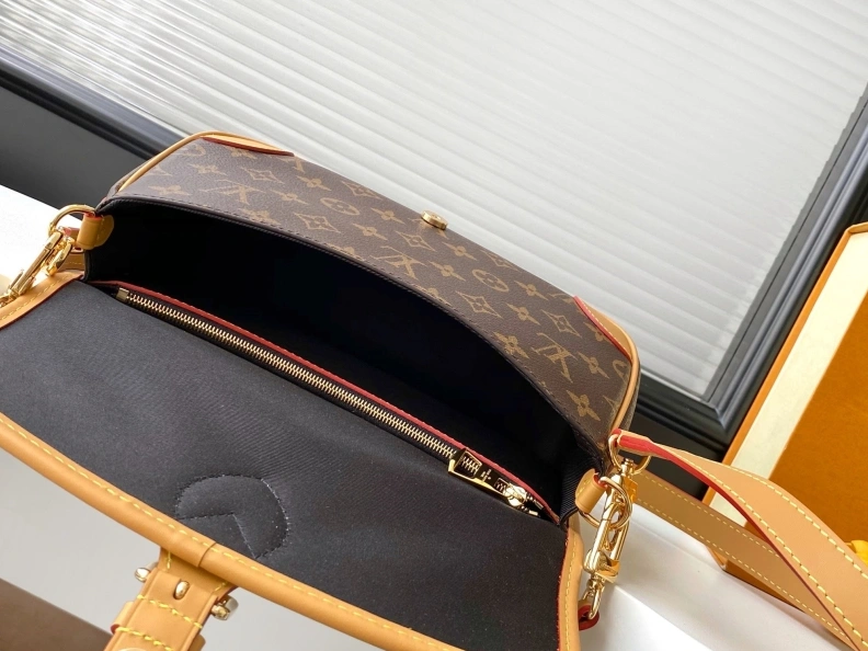 LX Satchel bags Modern 8942