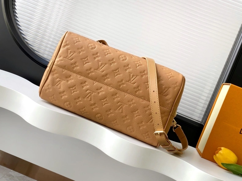 Vibrant LX Speedy Bags 8524