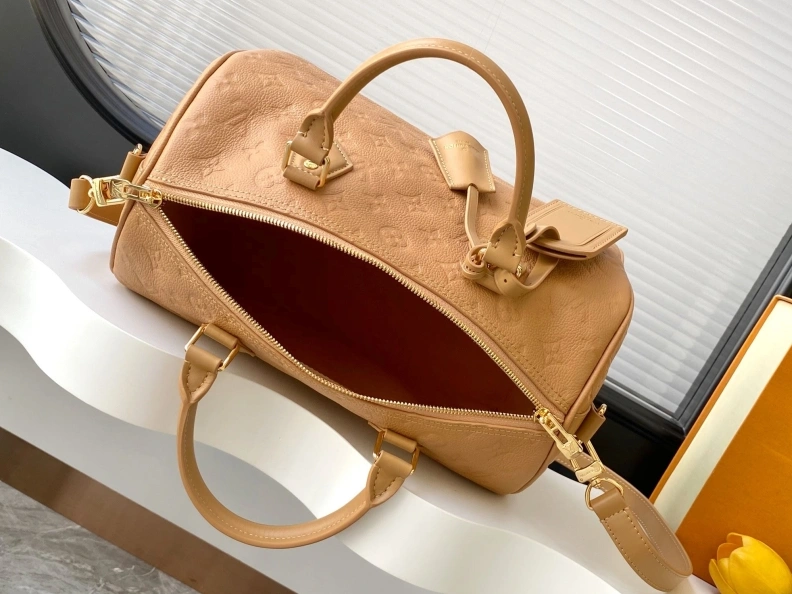 Vibrant LX Speedy Bags 8524