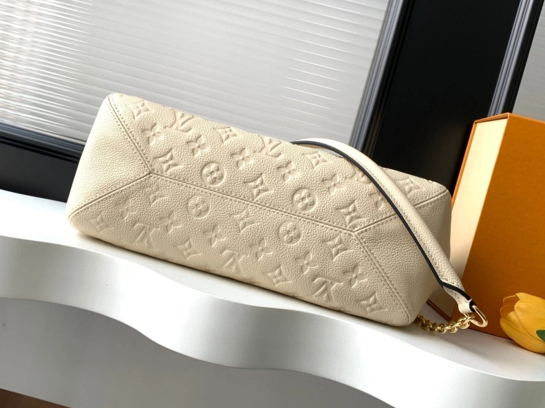 LX Satchel bags ModernLook 8939