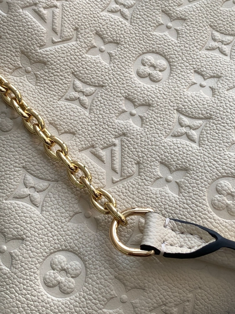 LX Satchel bags ModernLook 8939
