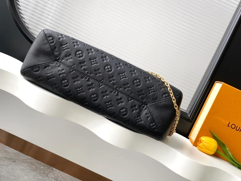 ModernLook LX Satchel bags 8940