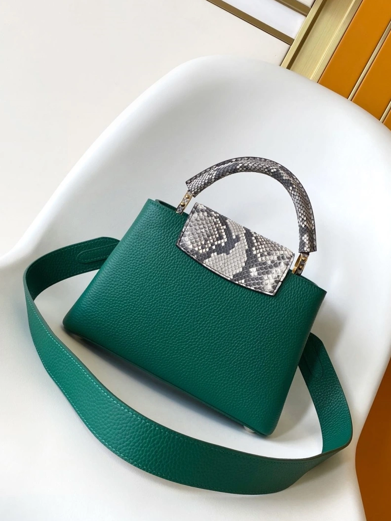 Trendsetting LX Caxucines Bags 9312