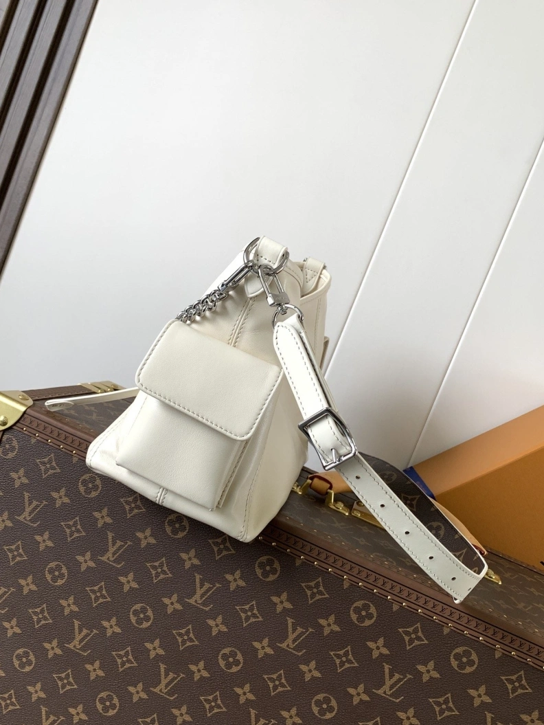LX Satchel bags Timeless 8933