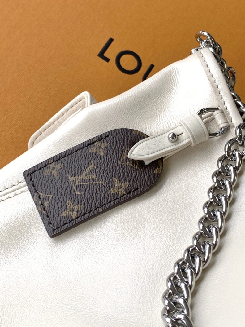 LX Satchel bags Timeless 8933