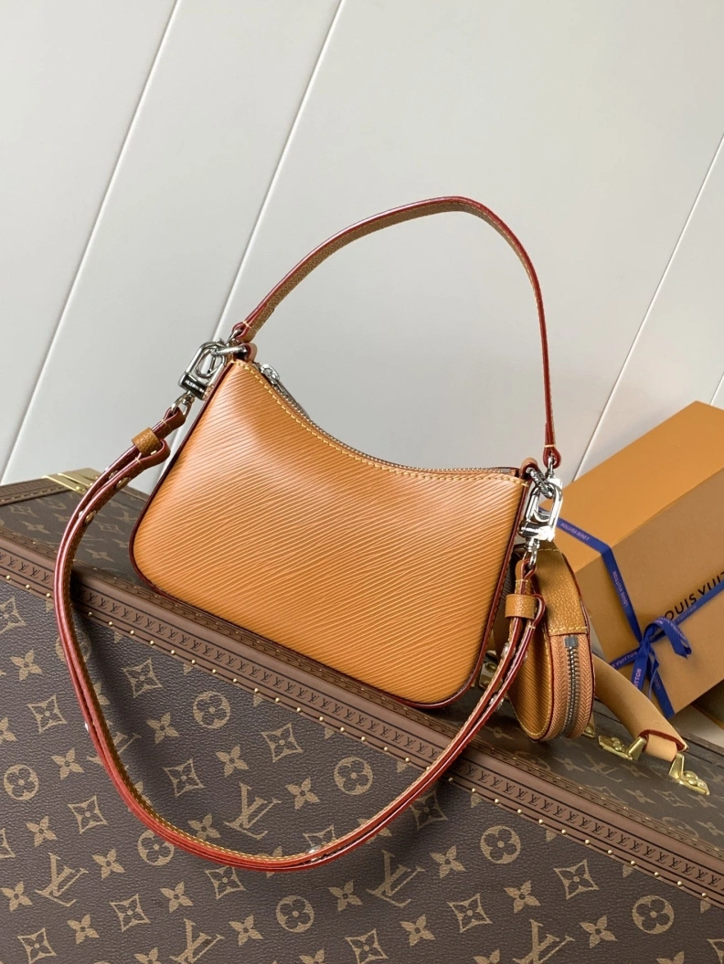 Popular LX Top Handle Bags 8283